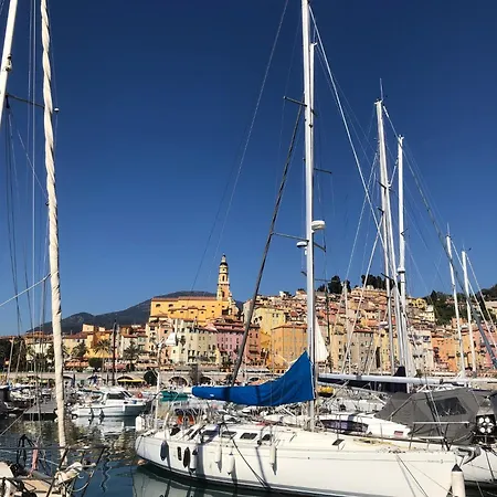 Welcome In The Cozy Blue Nest Pedestrian Appartamento